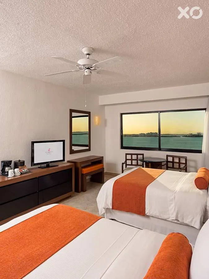 Flamingo Cancun Resort