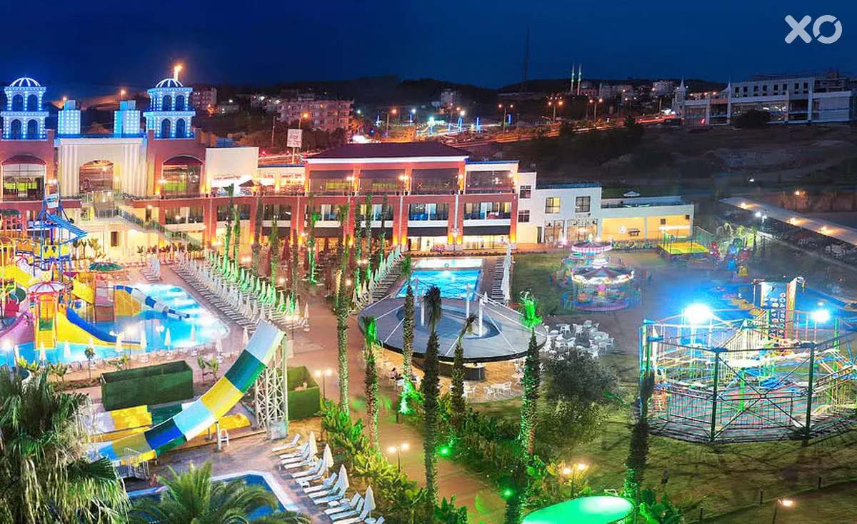 Club Aqua Plaza