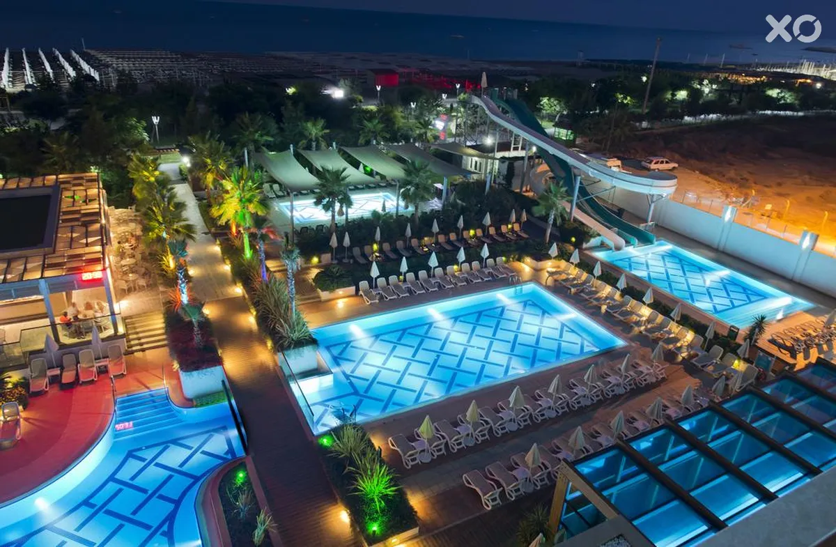 Trendy Verbena Beach