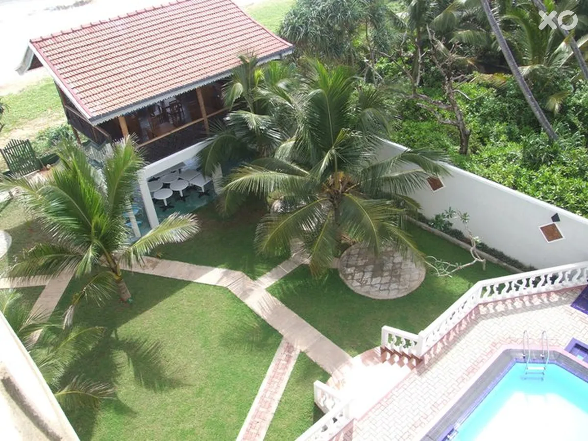 Oasey Beach Hotel