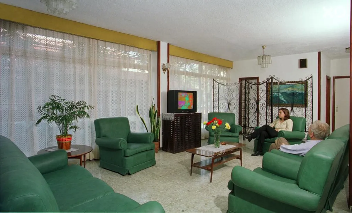 Tropical Hotel