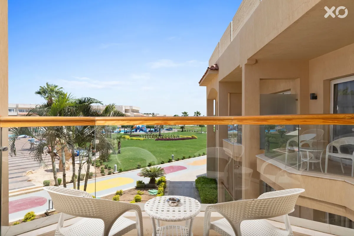 Albatros Royal Moderna Resort