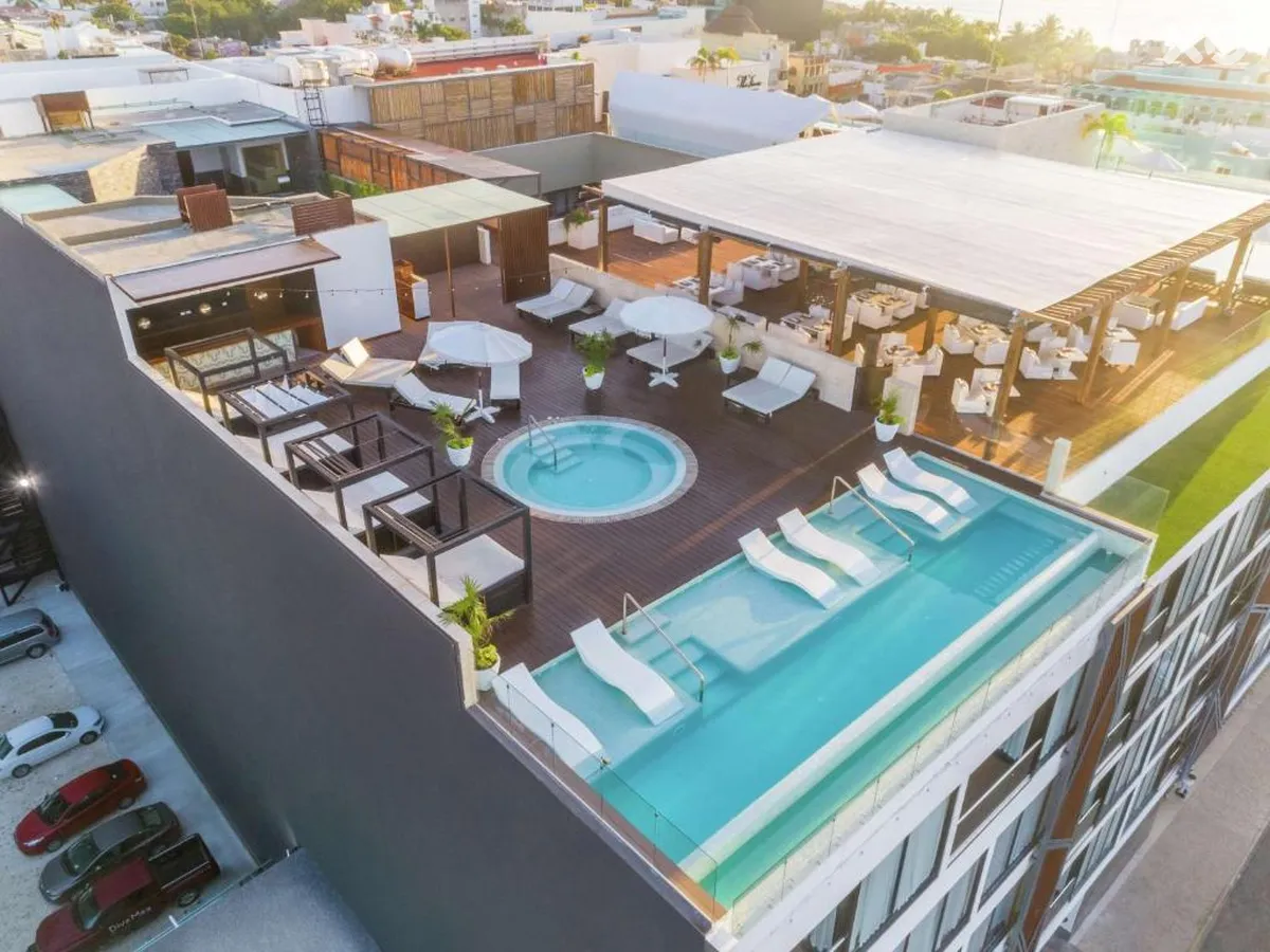 The Fives Downtown Hotel & Residences, Curio Collection by Hilton