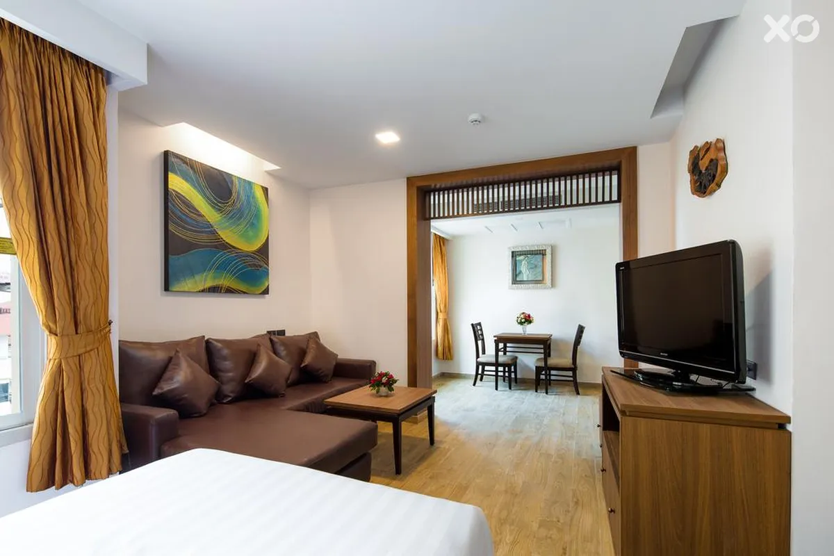 Aiyara Palace Hotel