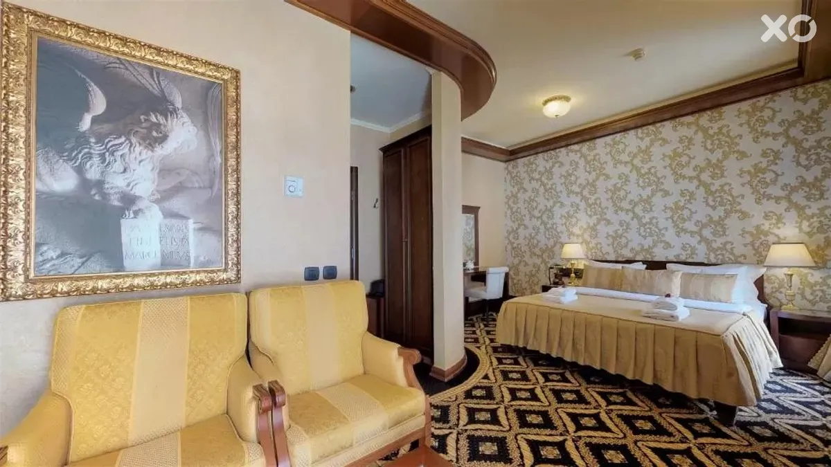 Cattaro Historic Boutique Hotel