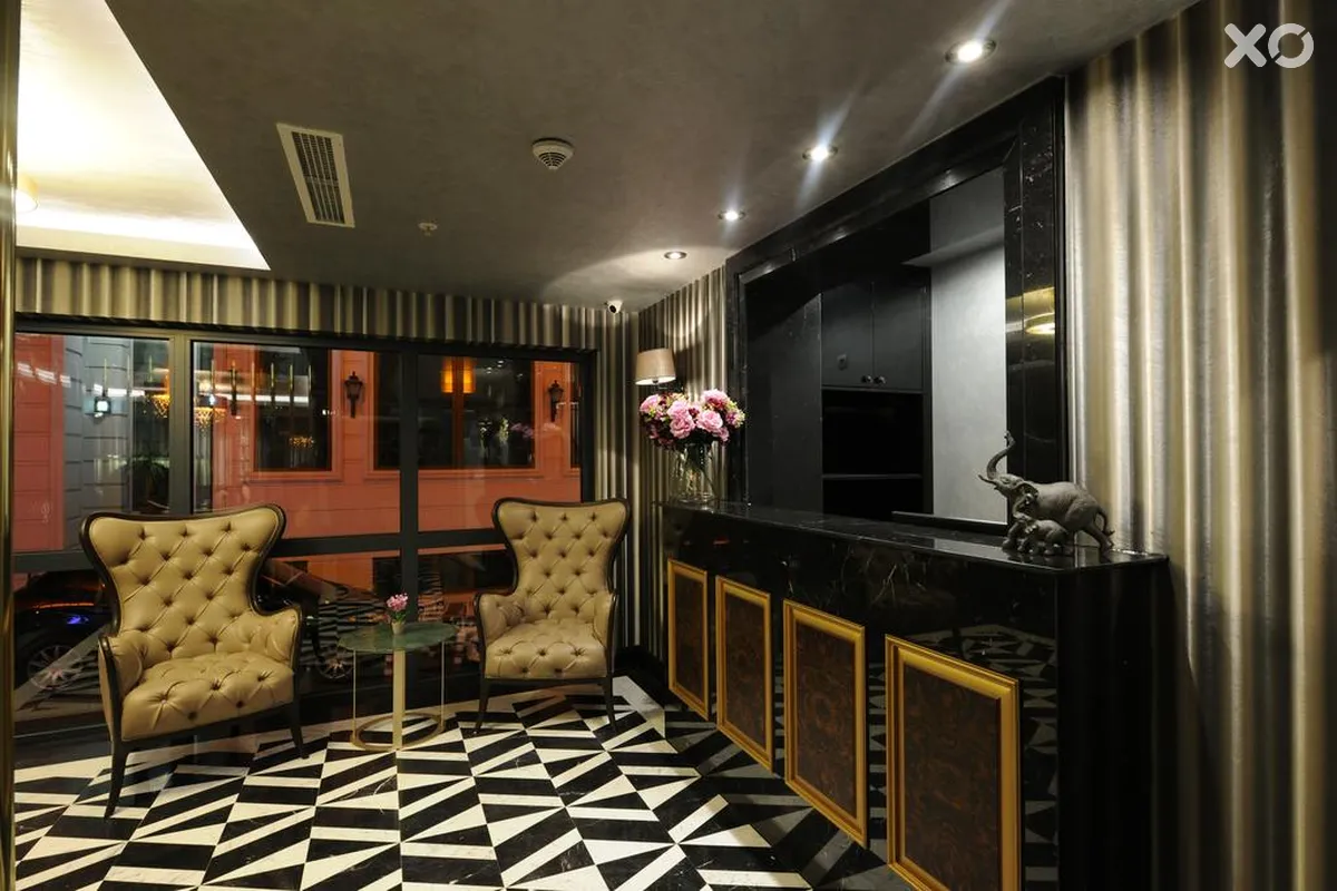 Le Petit Palace Hotel