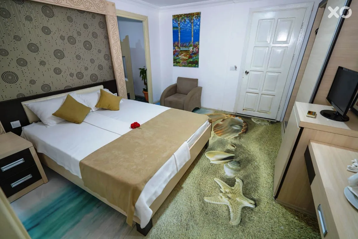Aperion Beach Hotel