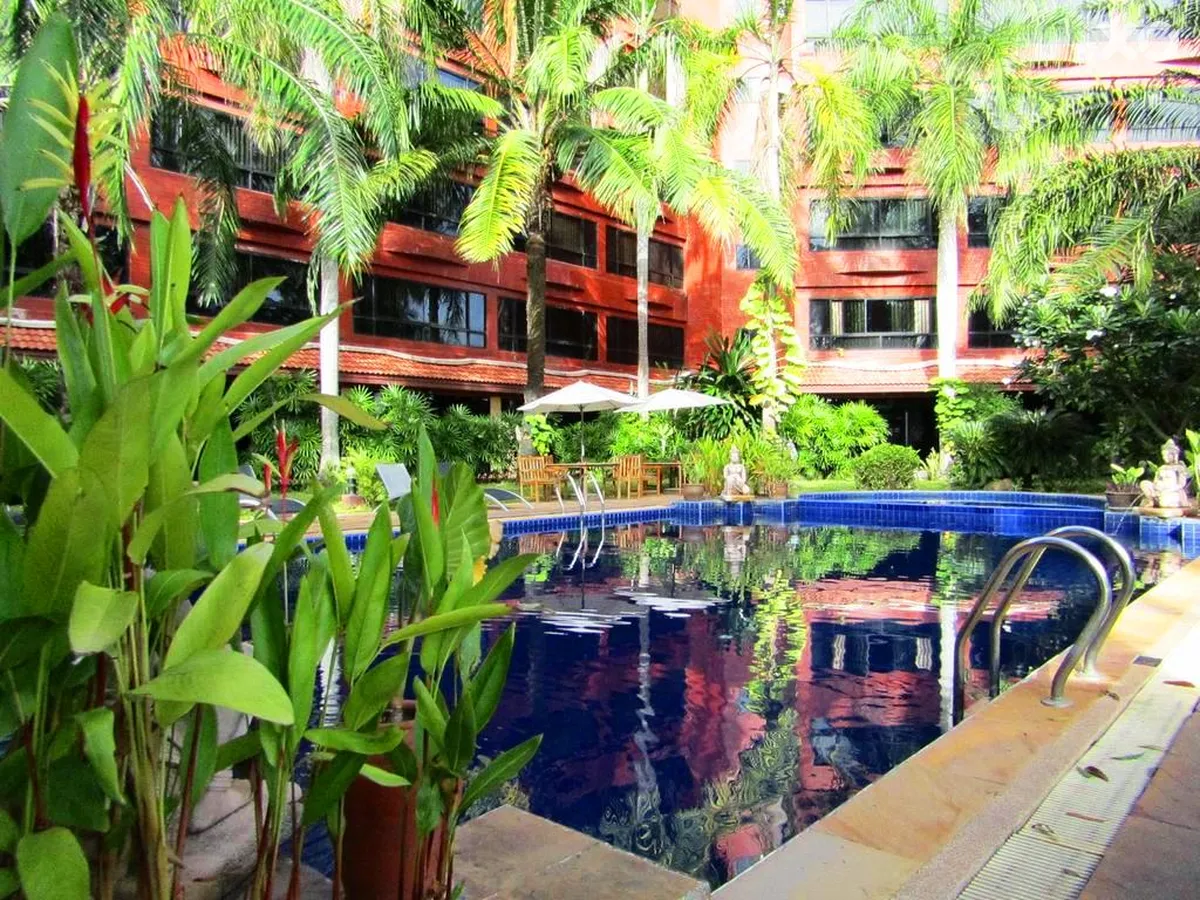 Nova Park Hotel