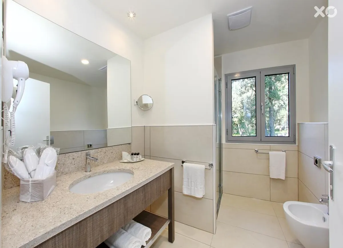 Crvena Luka Hotel & Resort (Crvena Luka Apartments & Villas)