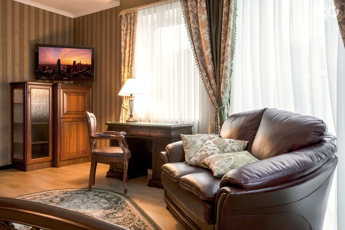 Helicopter Hotel