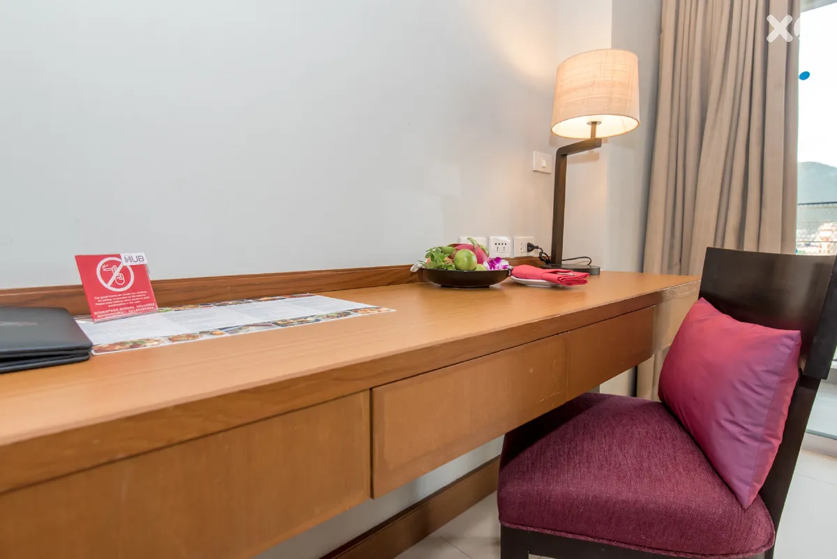 Ashlee Hub Hotel Patong