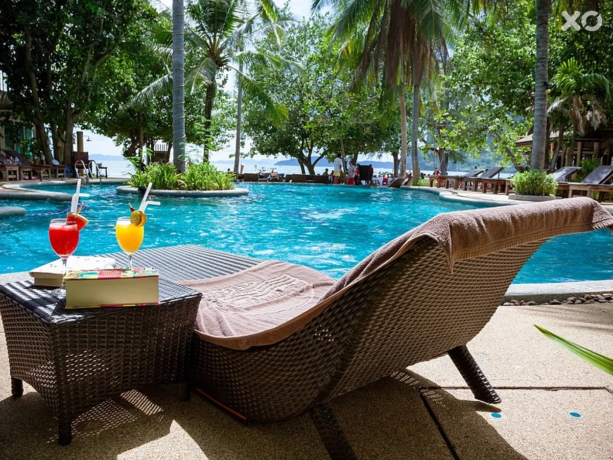 Sand Sea Resort