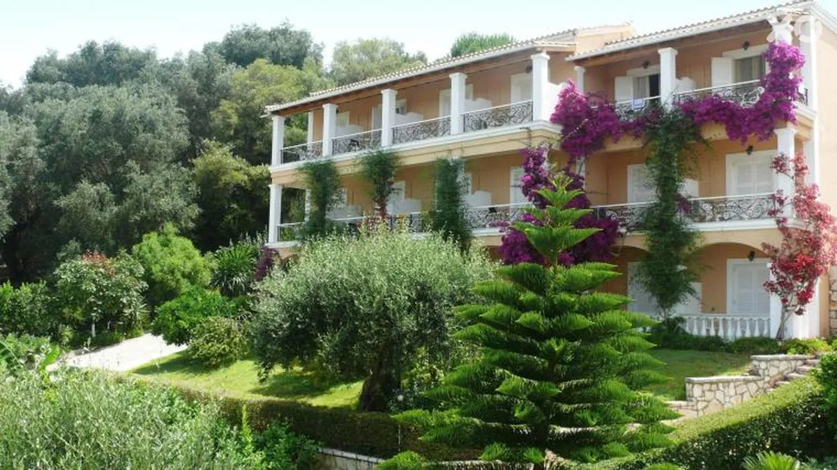 Nefeli Hotel
