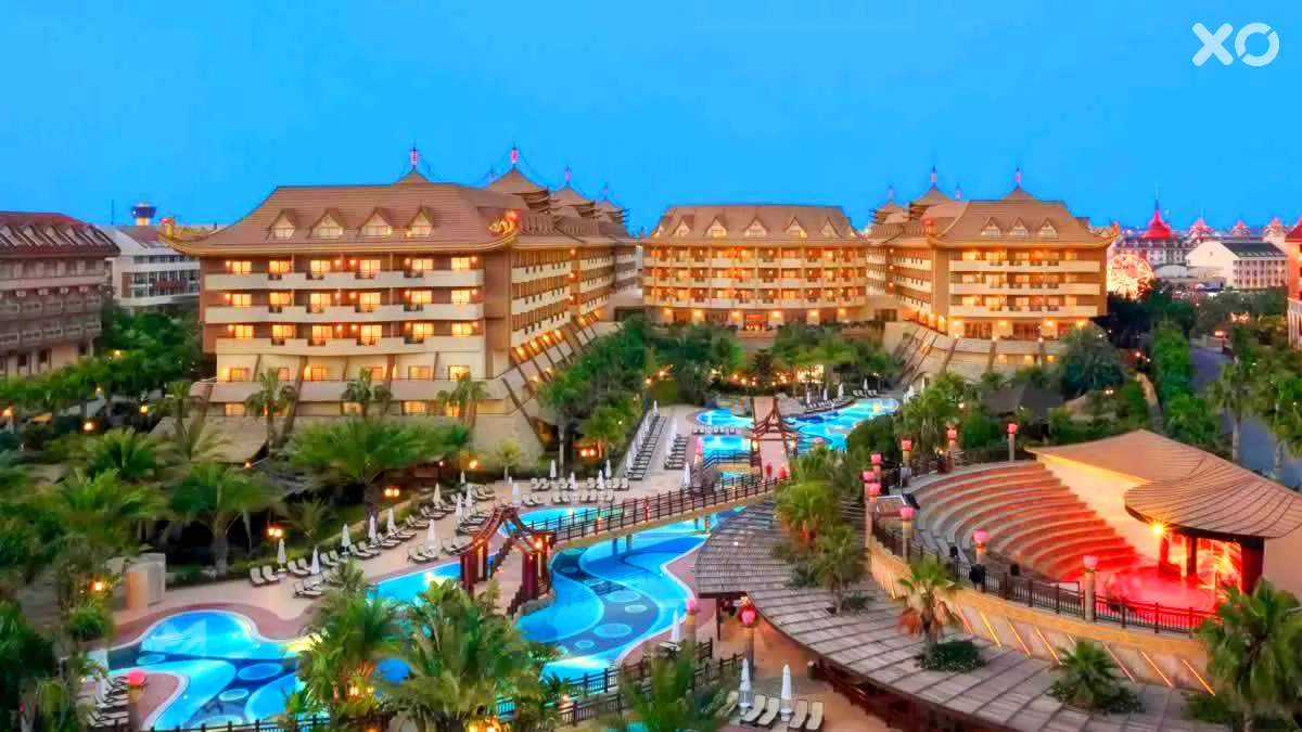 Royal Dragon Hotel