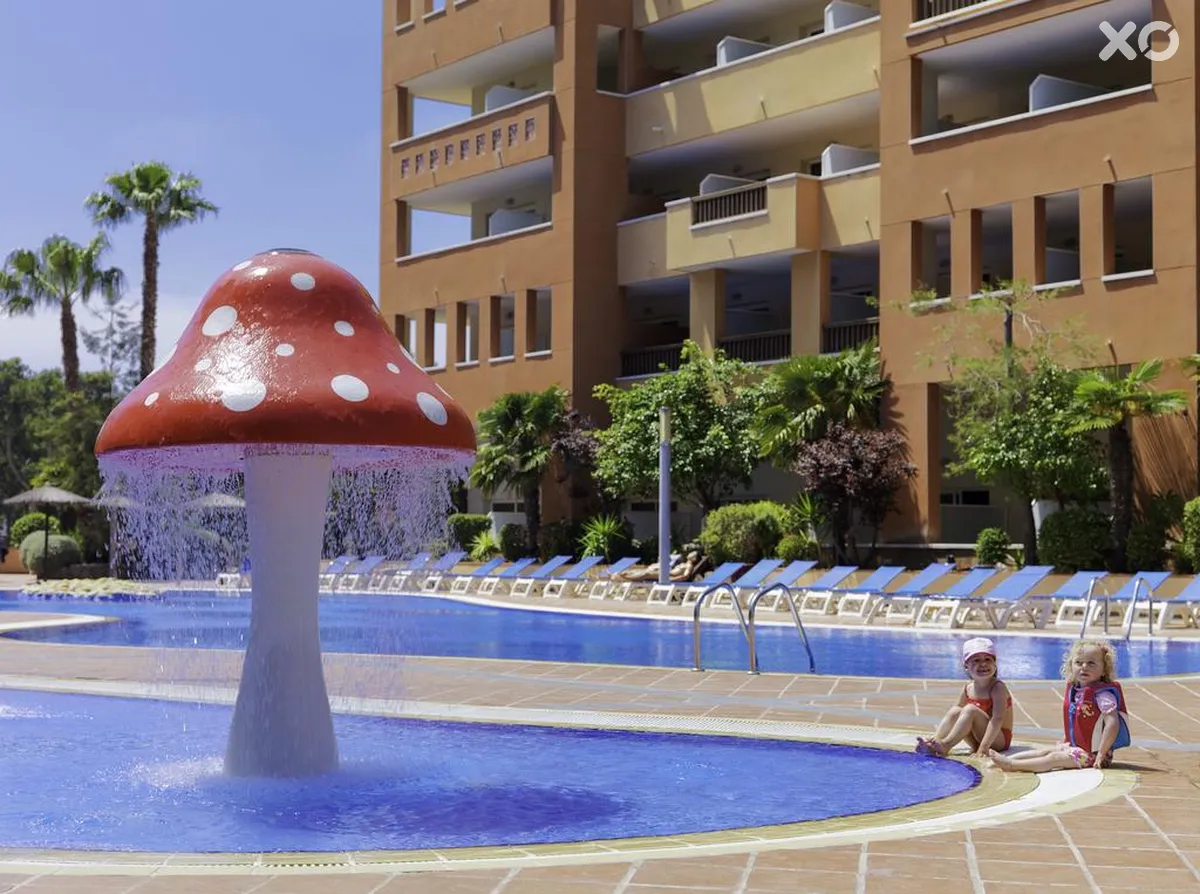 H10 Mediterranean Village