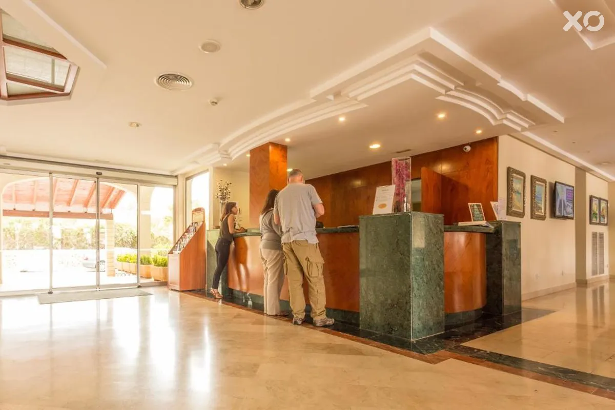 Ferrer Lime Isabel Aparthotel