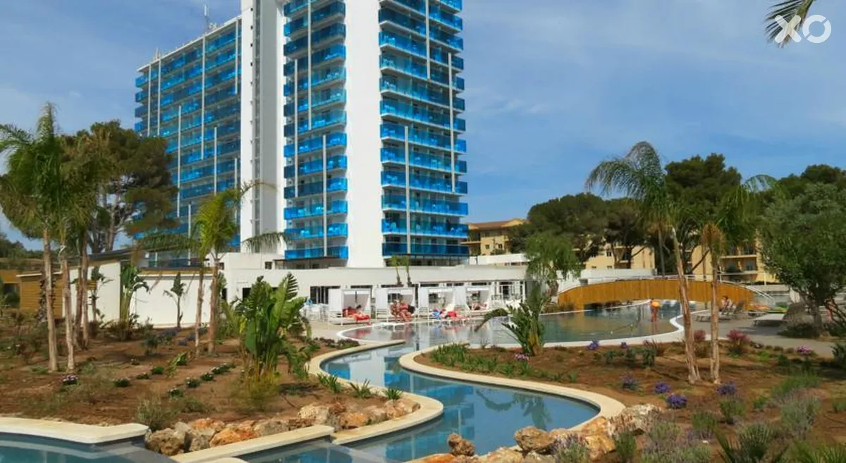 Tonga Tower Design Hotel & Suites