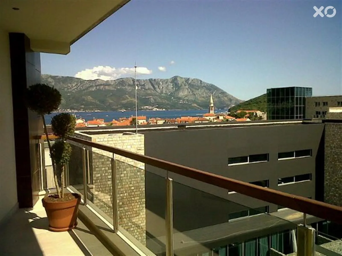 M Palace Villa