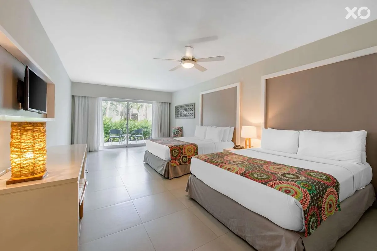 Emotions By Hodelpa Hotel