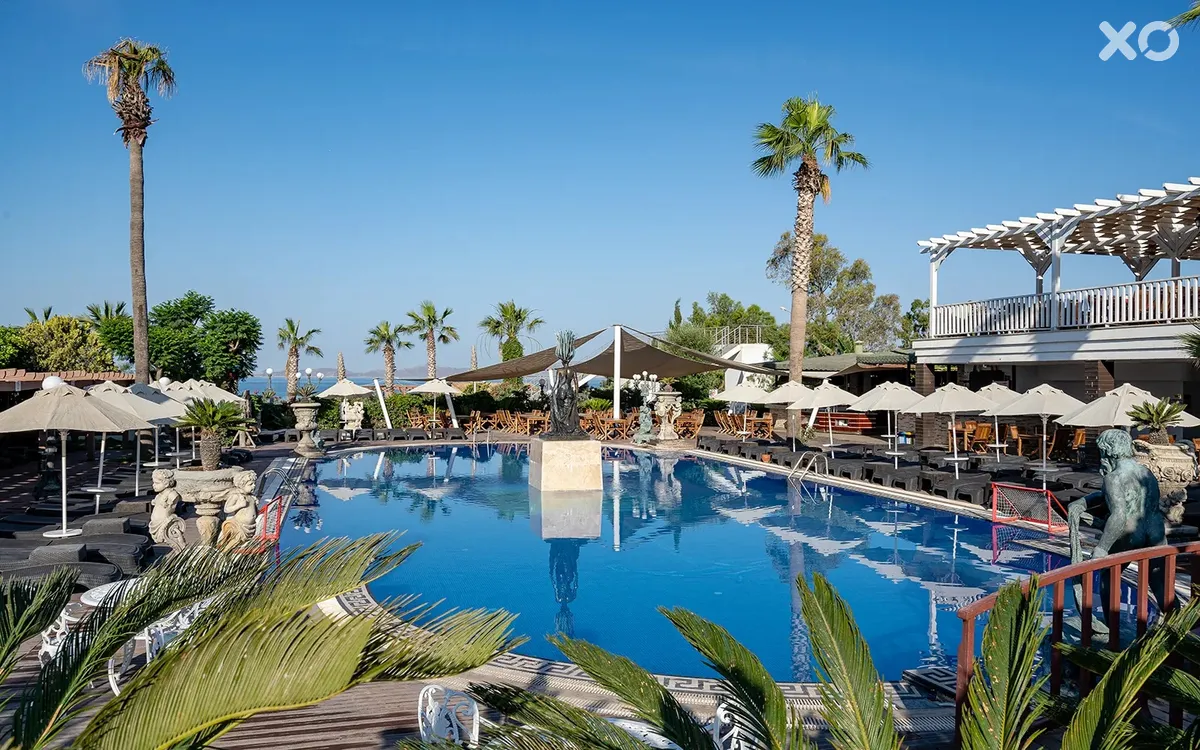 Golden Beach Resort & Spa