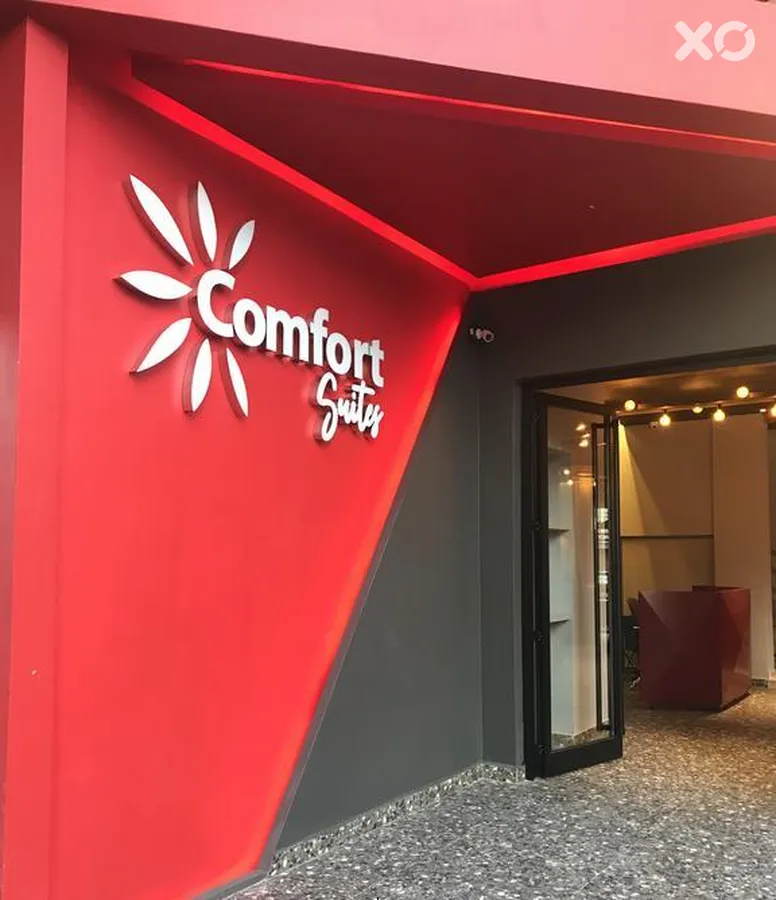 Comfort Suites Hotel