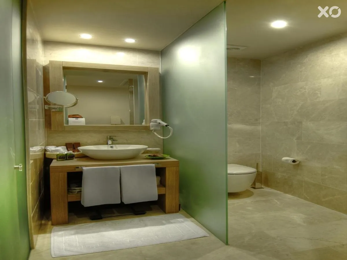 Lvzz Hotel