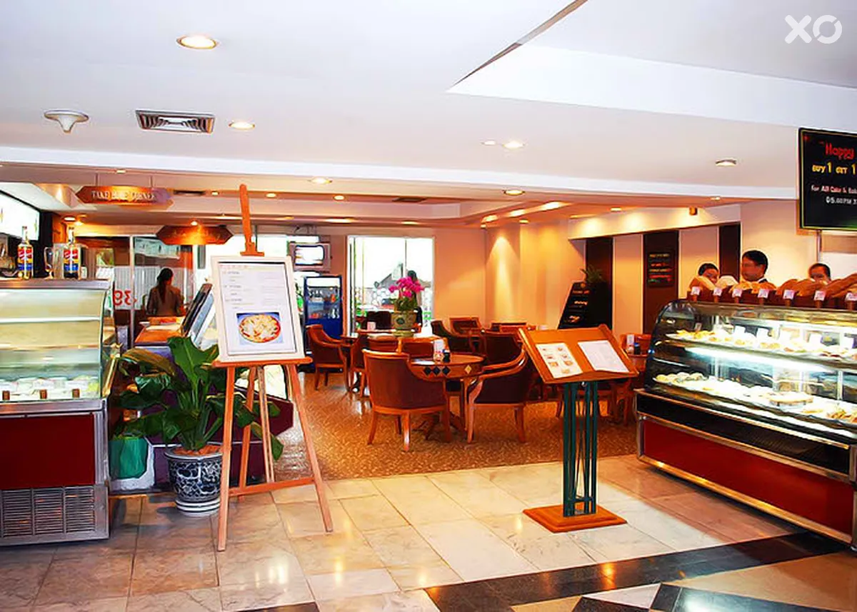 Bangkok Palace Hotel