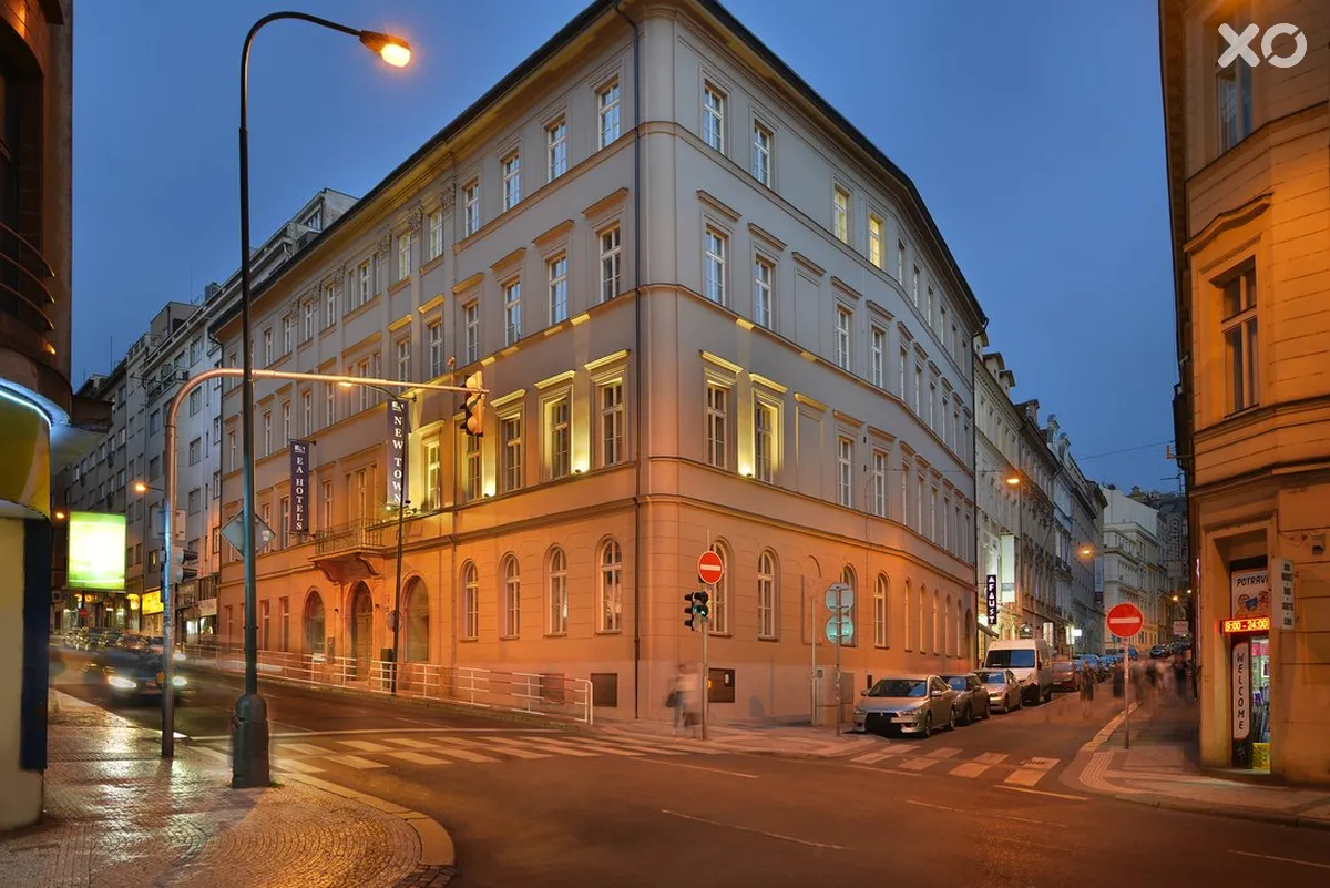 EA Hotel New Town
