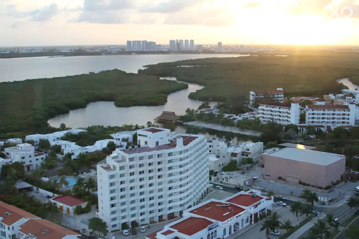 Calypso Hotel