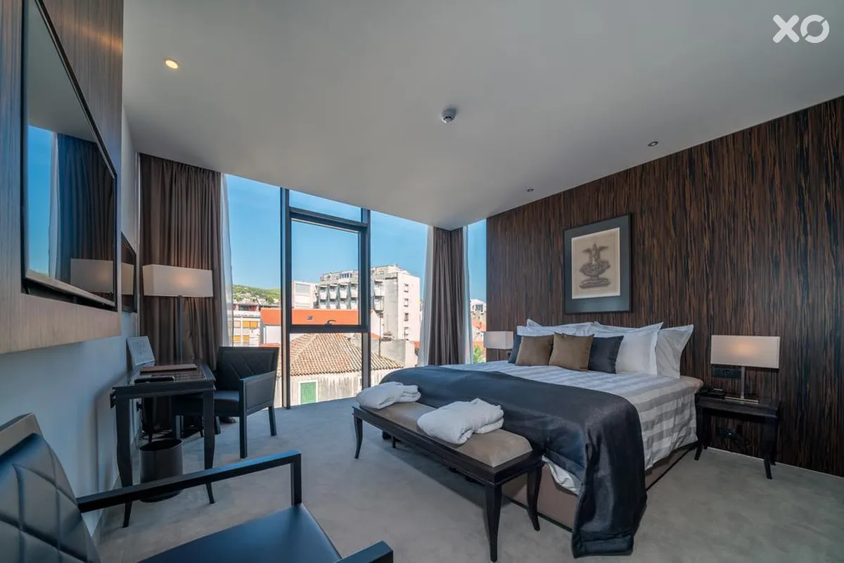Bellevue Superior City Hotel