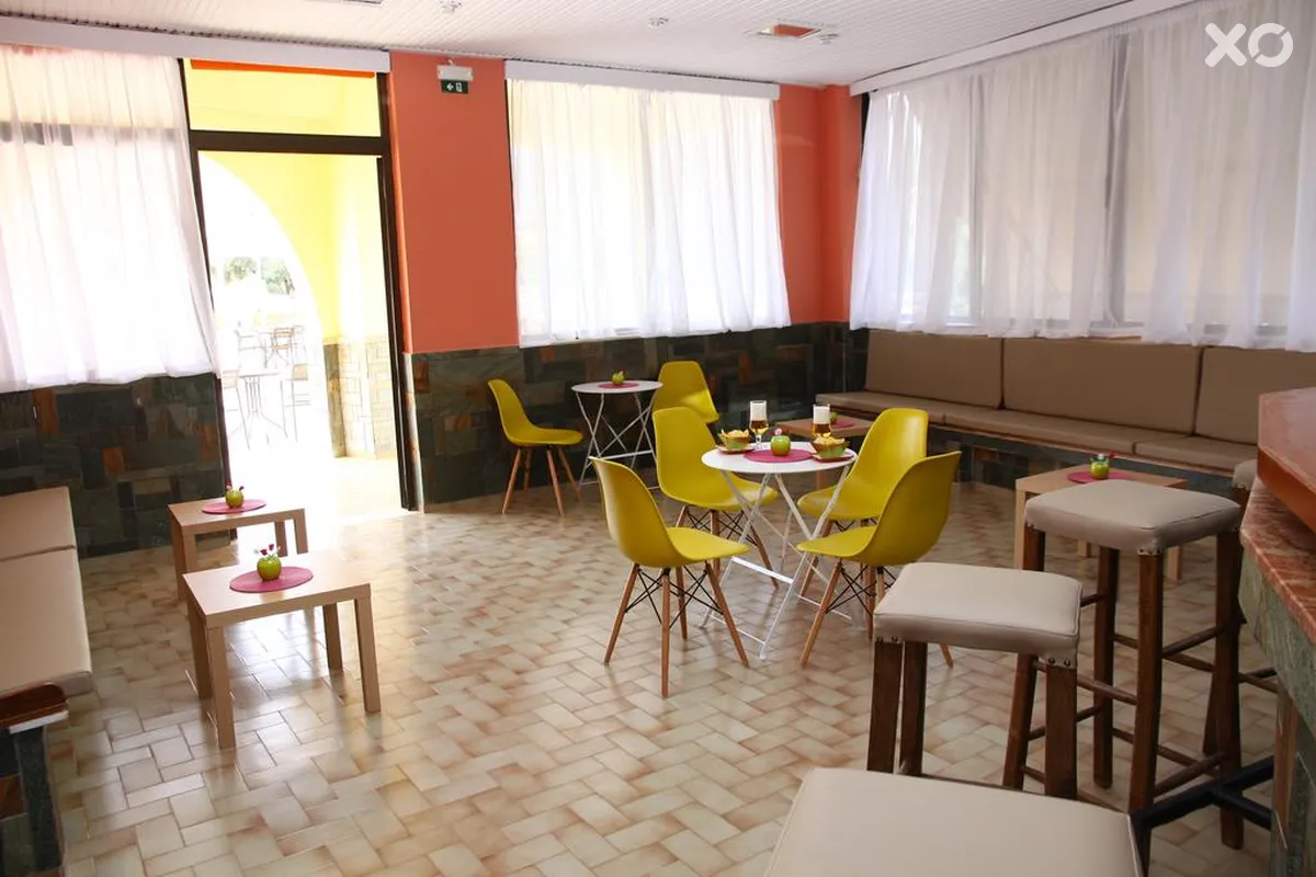 Triton Garden Hotel