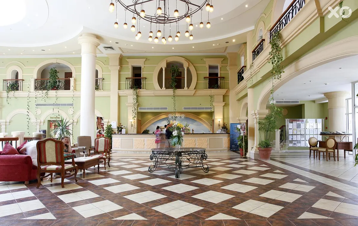 Ivy Cyrene Island Resort