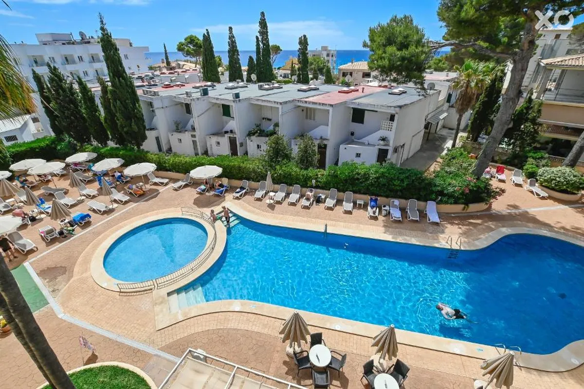 Alondra Hotel