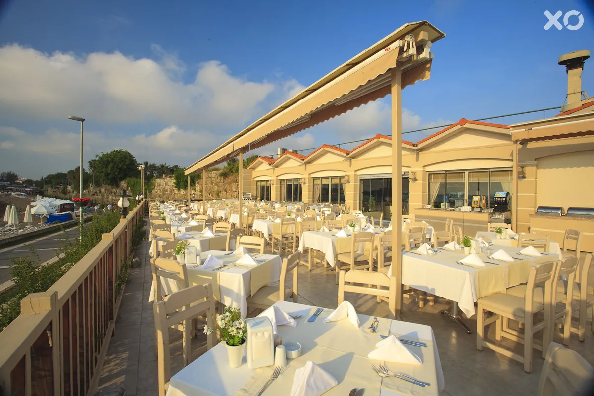 Can Garden Beach Hotel