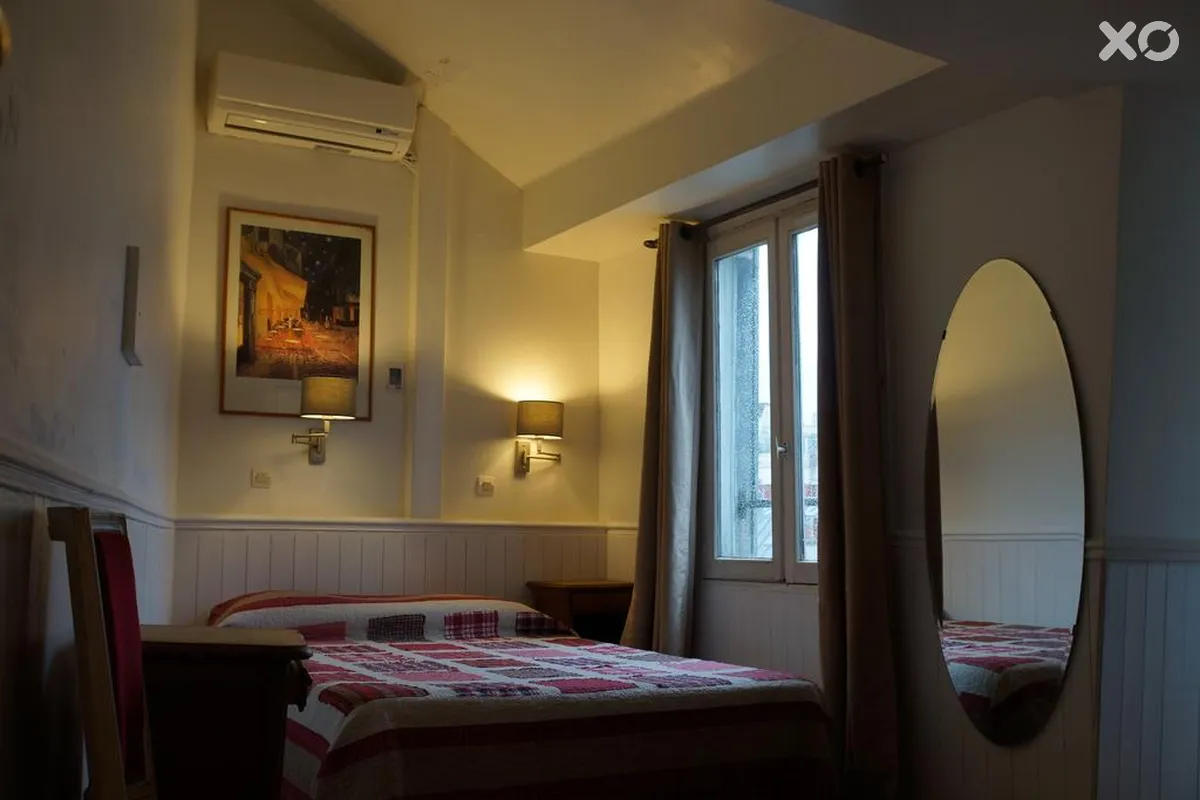 Apollo Opera Hotel