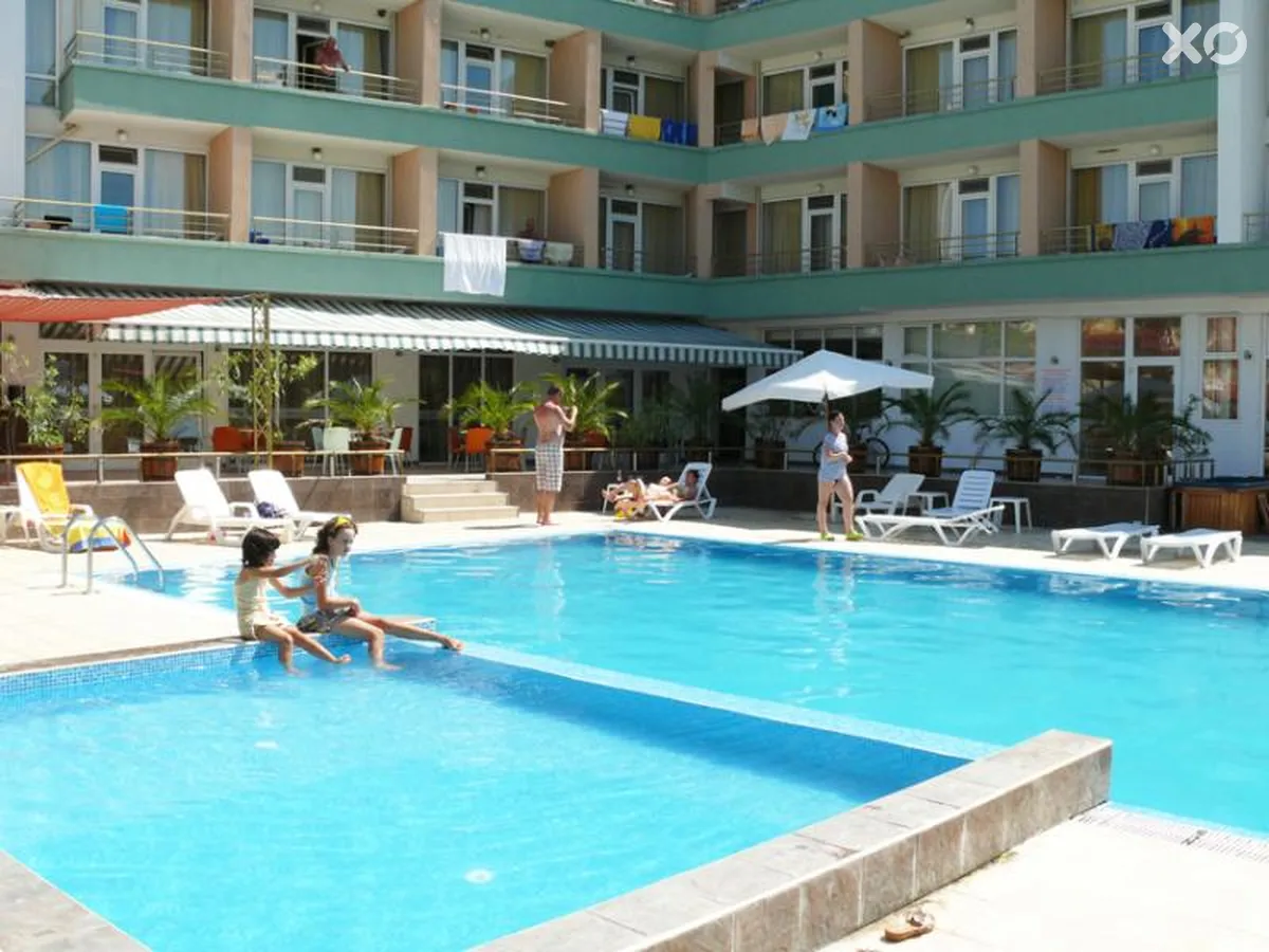 Onyx Hotel