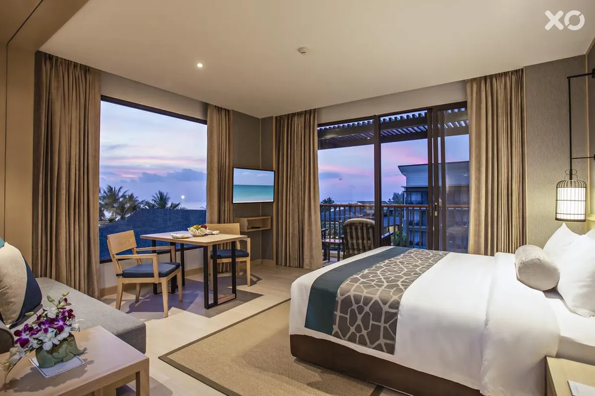 Le Meridien Khao Lak Resort & Spa
