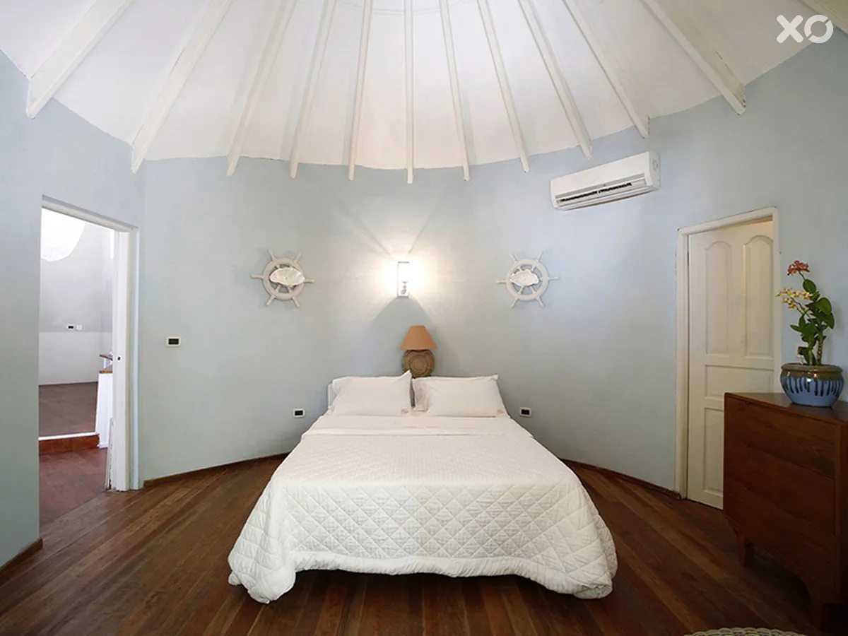 Nika Island Resort