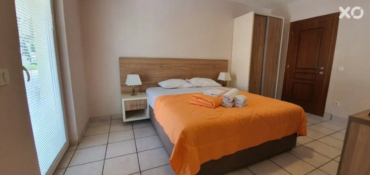 Jana Apartments
