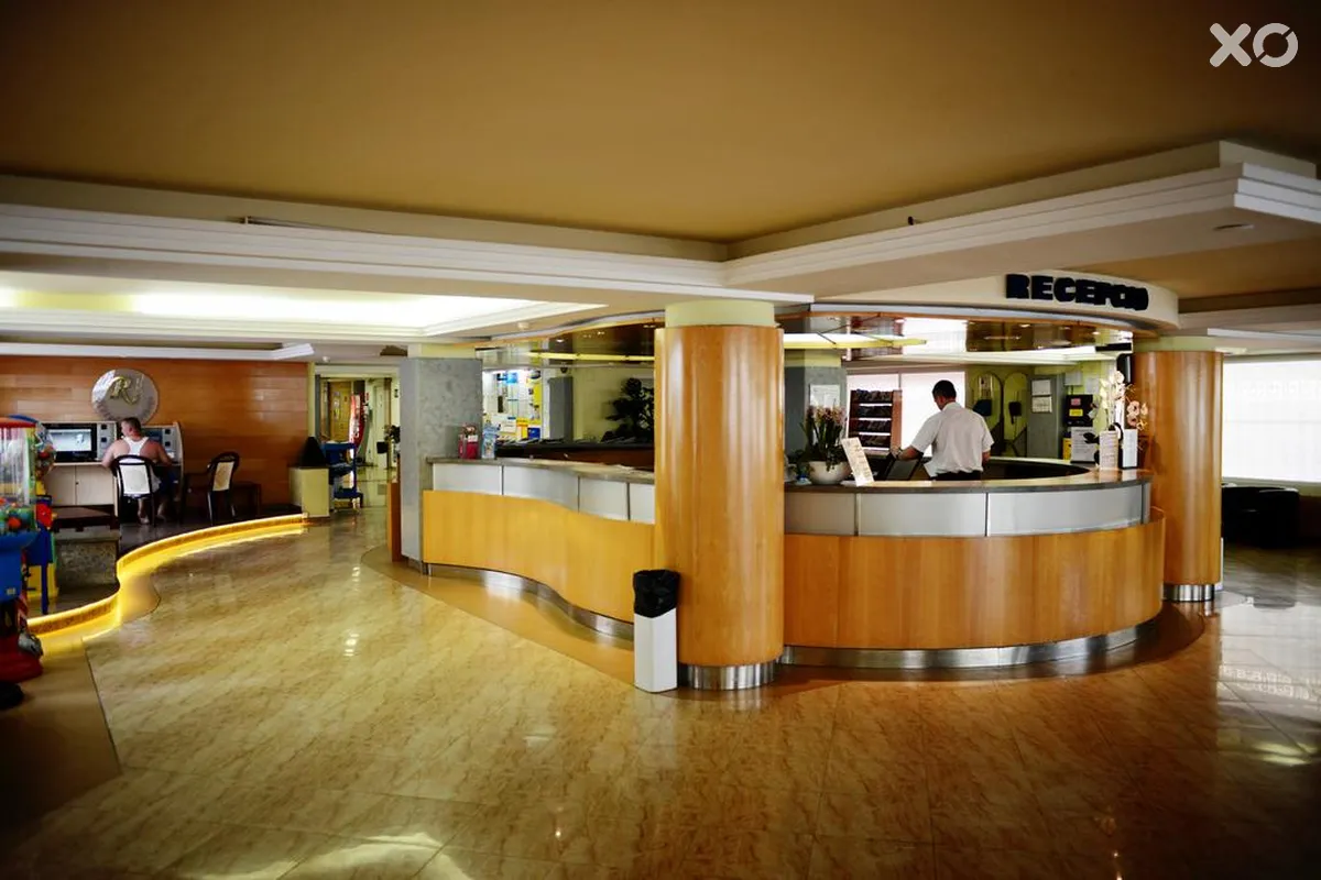 Riviera Hotel