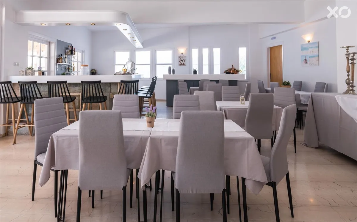 Pasiphae Hotel