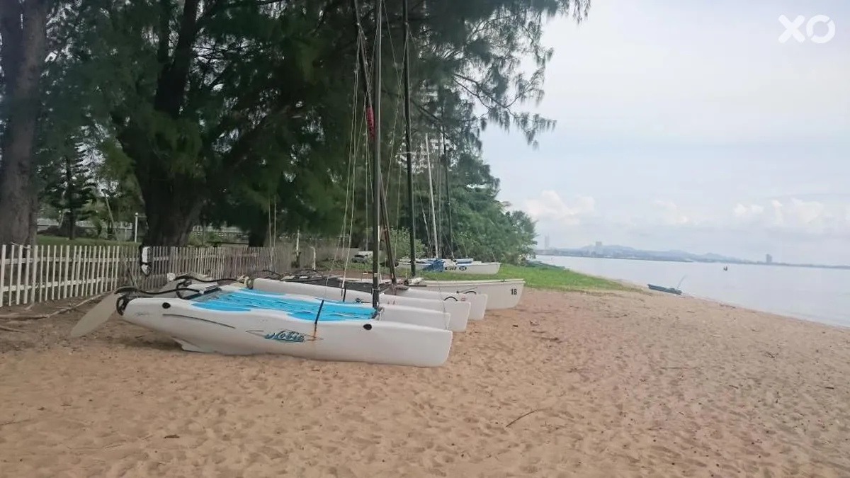 Palm Grove Resort