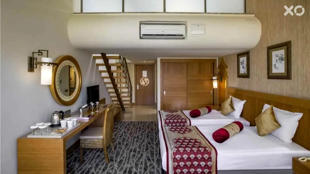 Royal Dragon Hotel