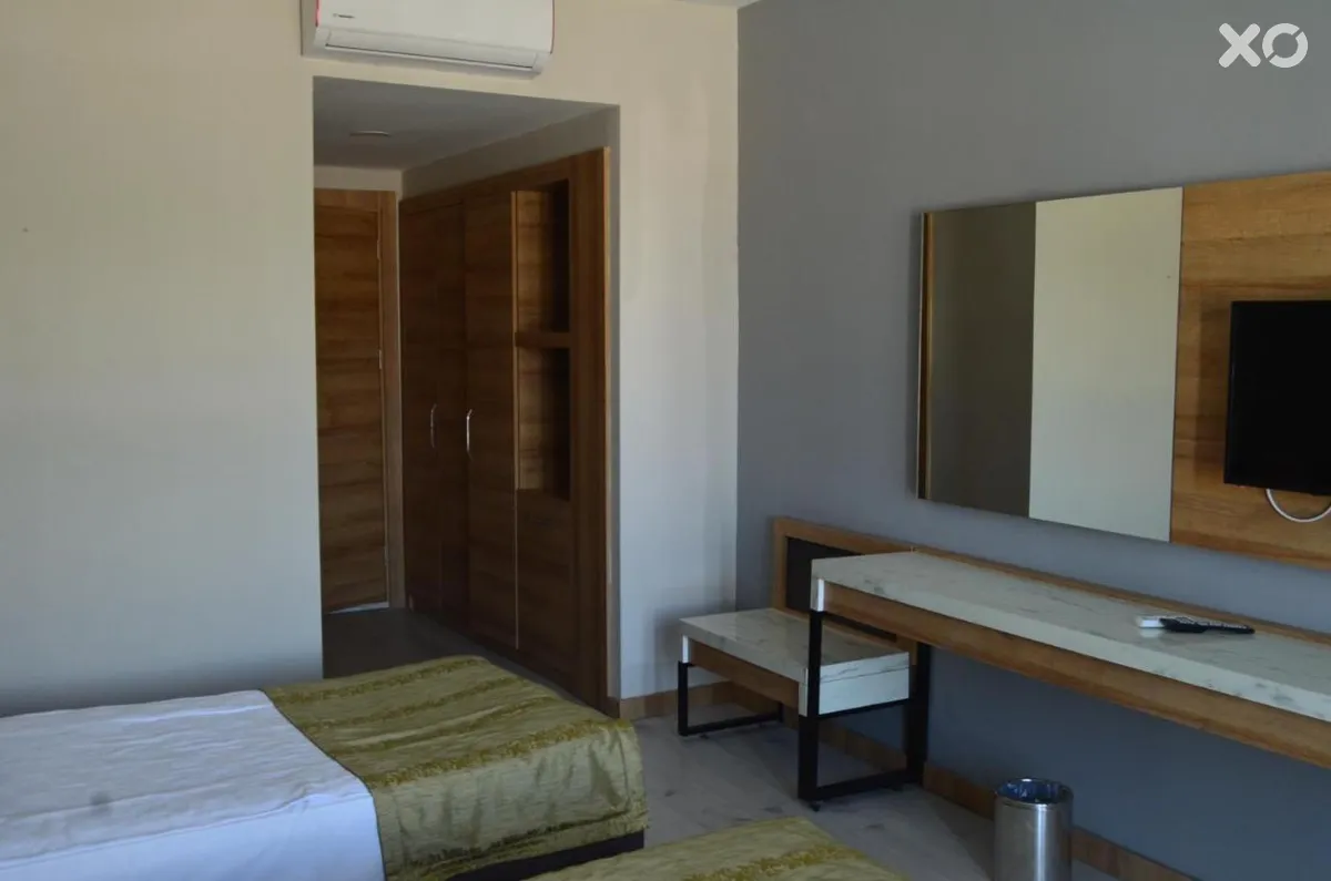 La Perla Hotel