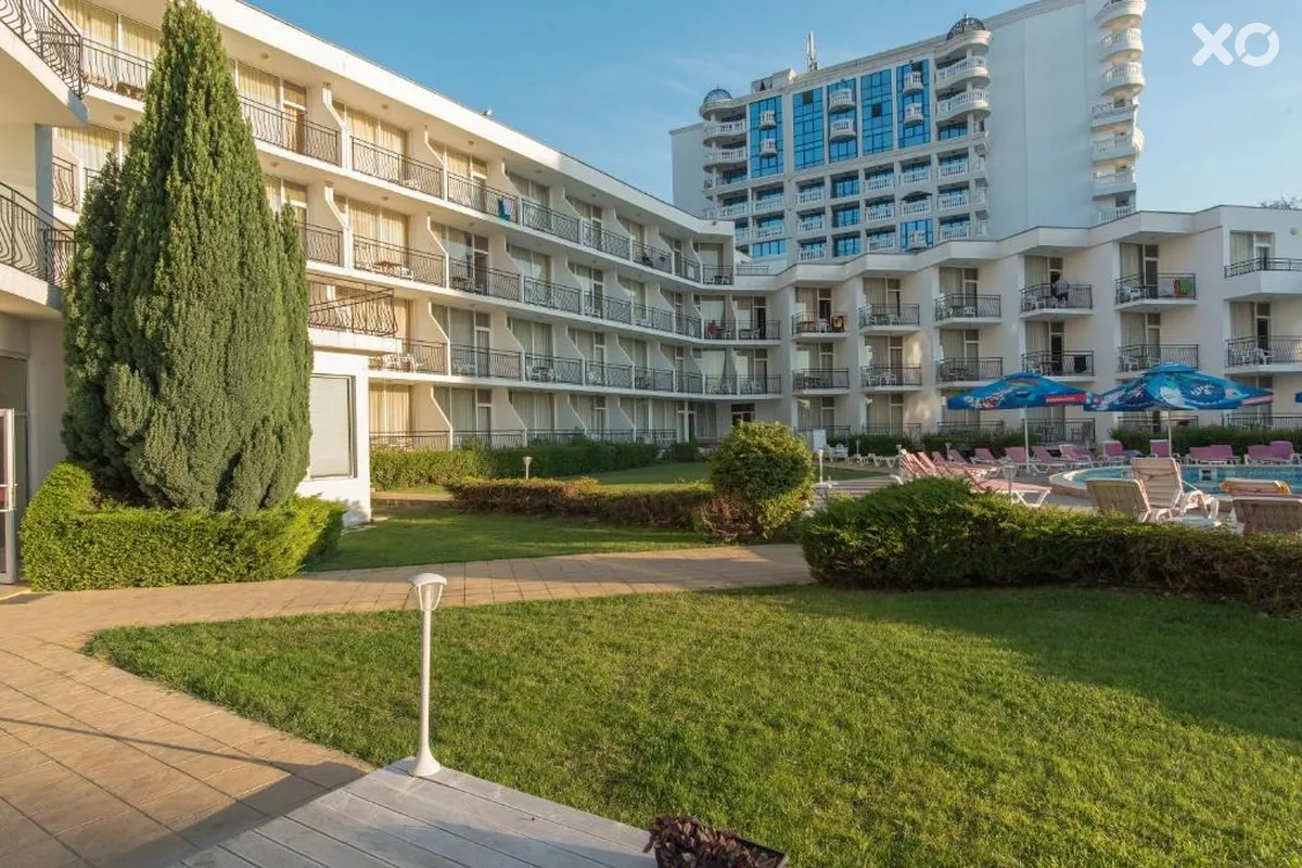 Flamingo Beach Hotel