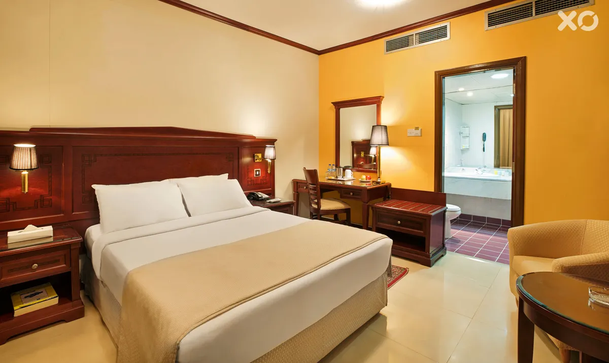 Admiral Plaza Hotel