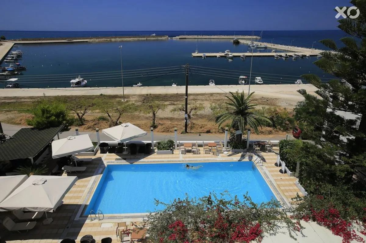 Kyparissia Beach Hotel