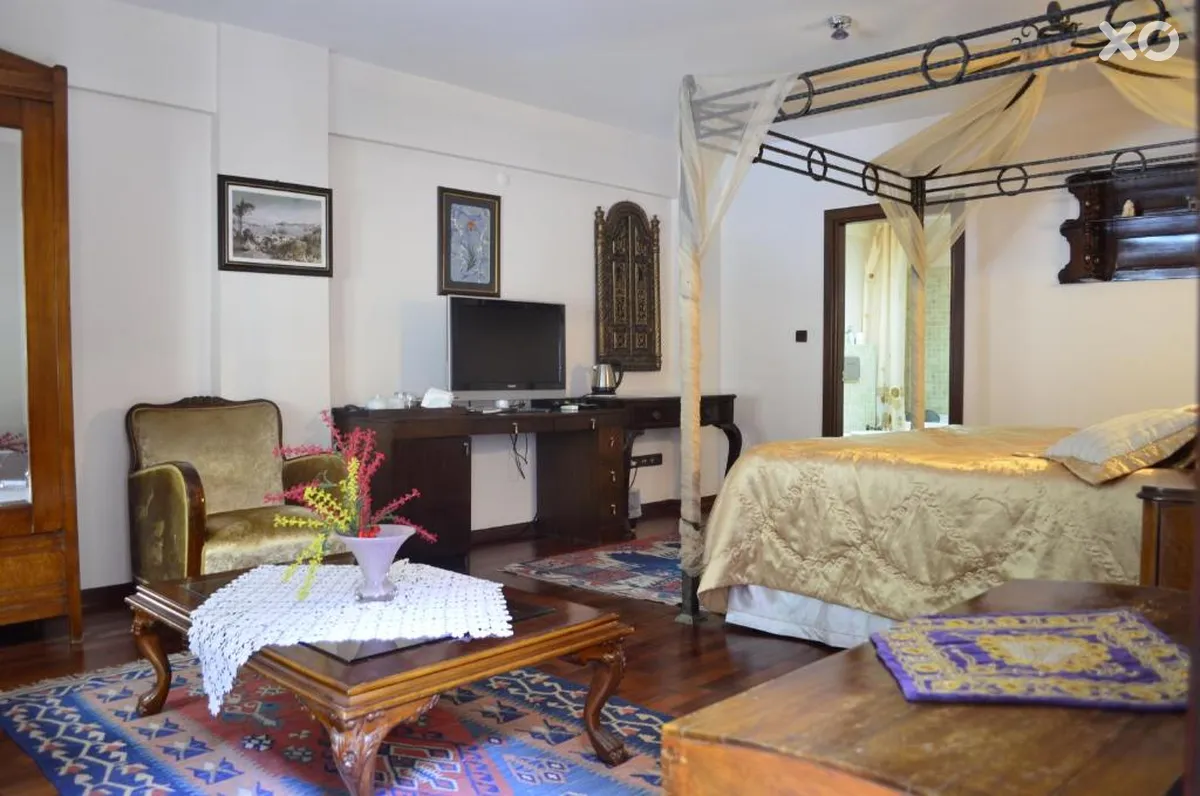 Sphendone Villa