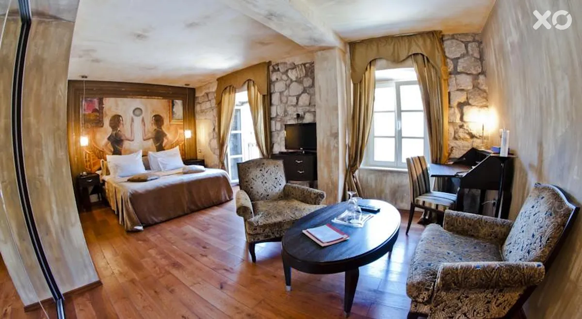 Astoria Boutique Hotel
