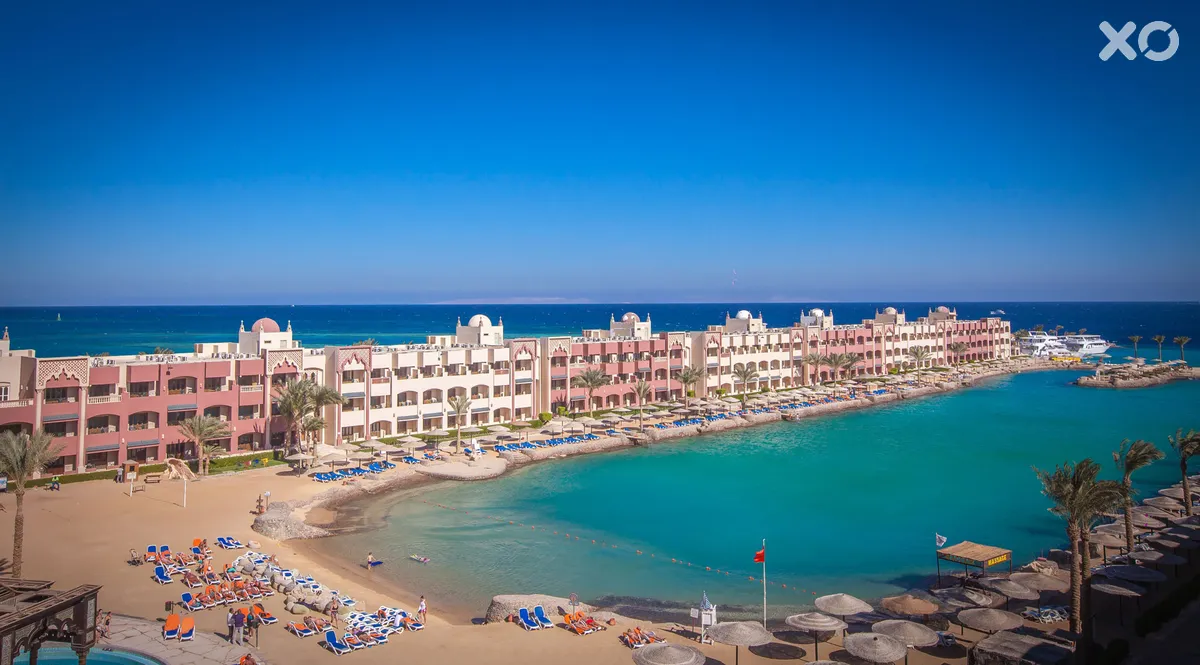 Sunny Days El Palacio